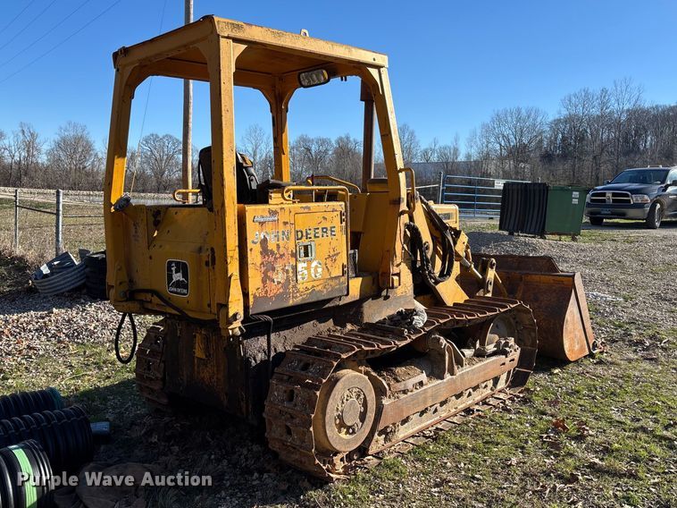 image for item FB3255 1988 John Deere 555G track loader