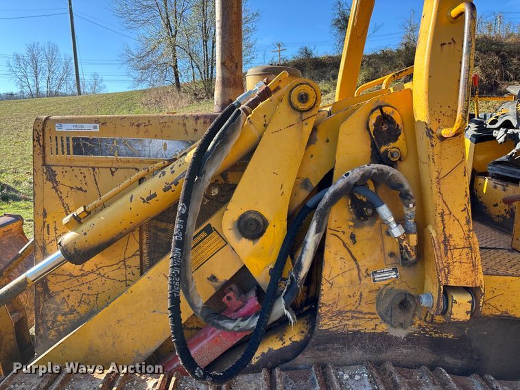 image for item FB3255 1988 John Deere 555G track loader