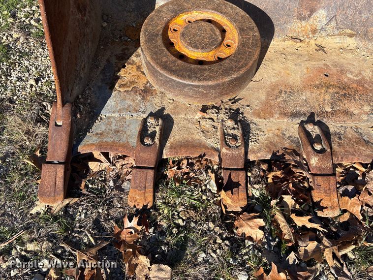 image for item FB3255 1988 John Deere 555G track loader