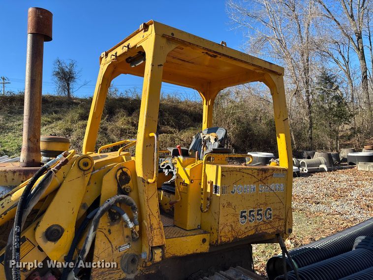 image for item FB3255 1988 John Deere 555G track loader