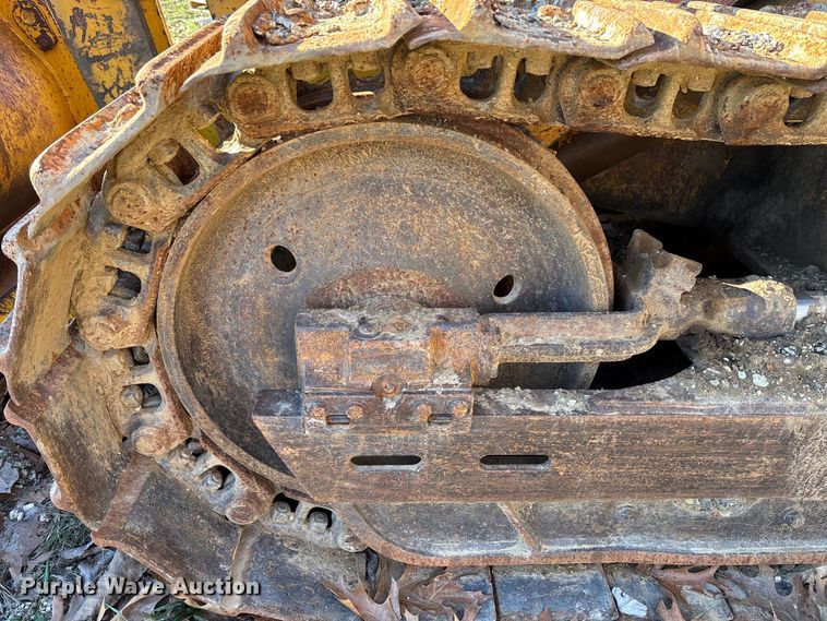 image for item FB3255 1988 John Deere 555G track loader