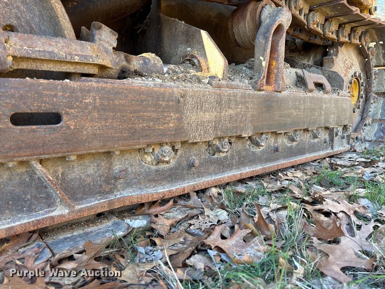 image for item FB3255 1988 John Deere 555G track loader