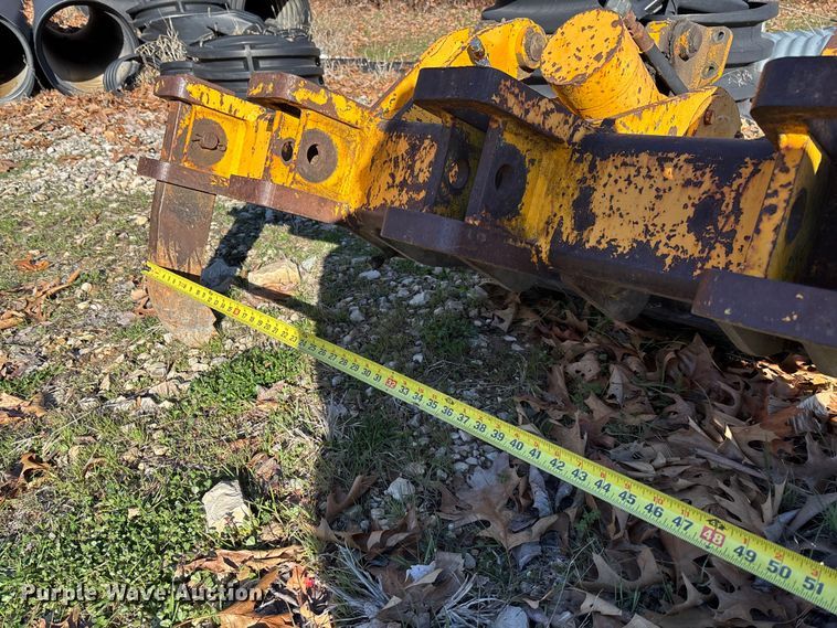 image for item FB3255 1988 John Deere 555G track loader