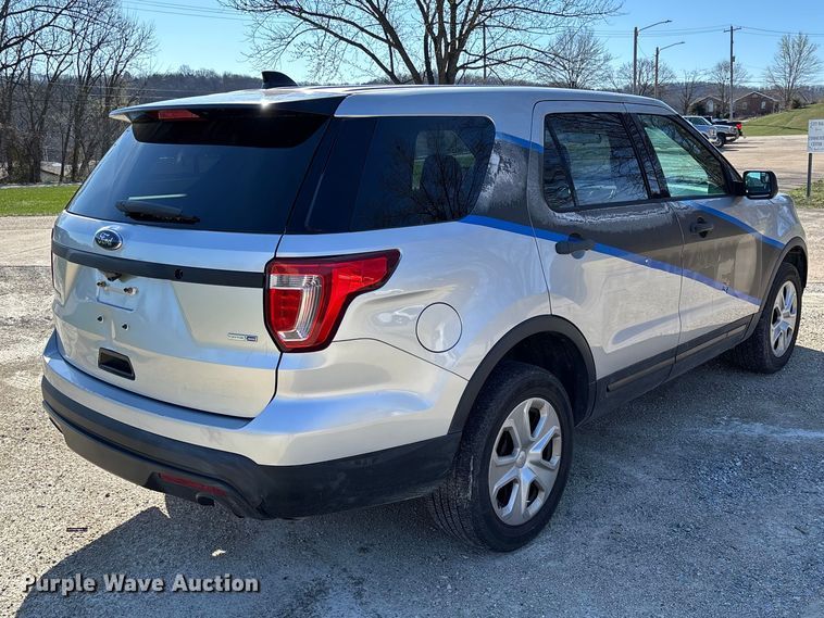 image for item FB3256 2017 Ford Explorer Police Interceptor  SUV