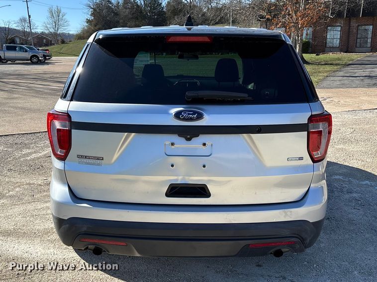 image for item FB3256 2017 Ford Explorer Police Interceptor  SUV