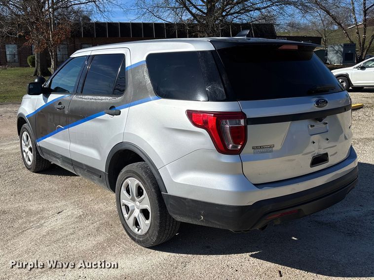 image for item FB3256 2017 Ford Explorer Police Interceptor  SUV