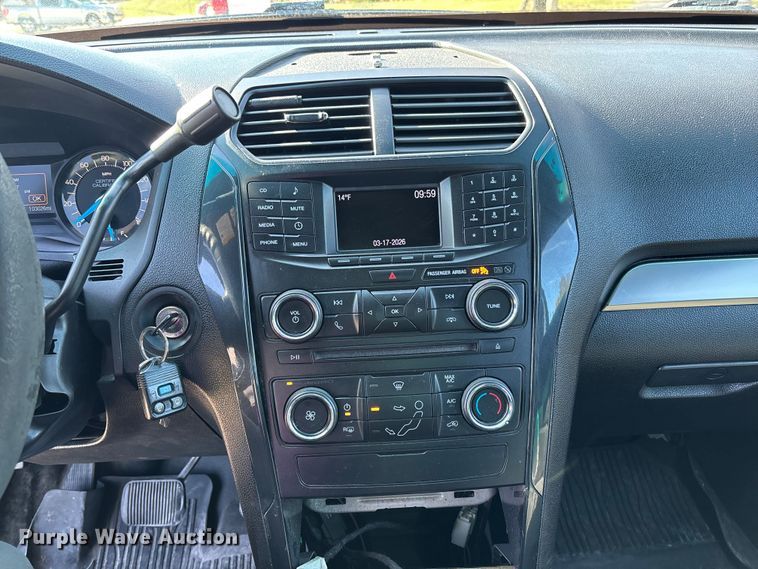 image for item FB3256 2017 Ford Explorer Police Interceptor  SUV