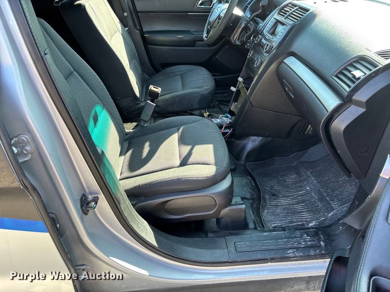 image for item FB3256 2017 Ford Explorer Police Interceptor  SUV