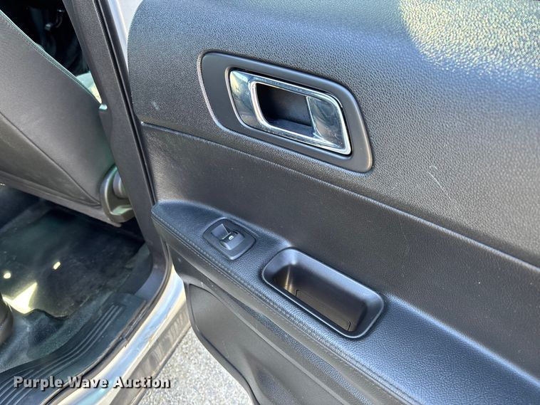 image for item FB3256 2017 Ford Explorer Police Interceptor  SUV