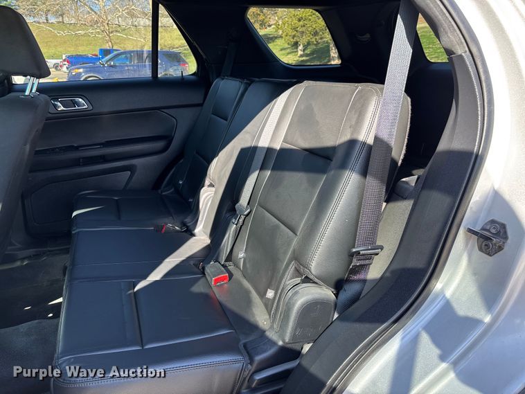 image for item FB3256 2017 Ford Explorer Police Interceptor  SUV