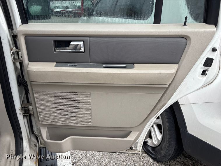 image for item FB3549 2008 Ford Expedition SUV