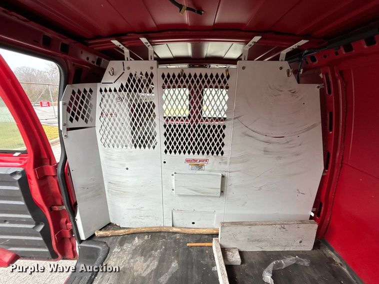 image for item FB3551 2007 Chevrolet Express 1500 van