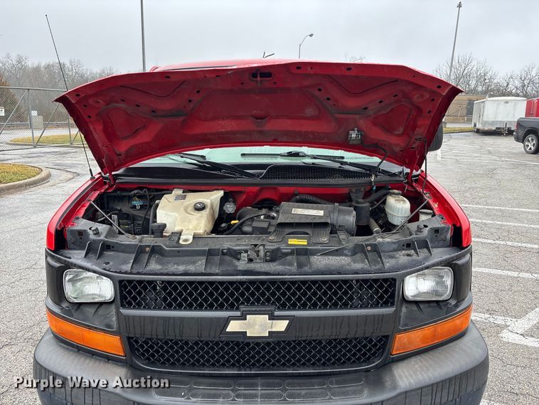 image for item FB3551 2007 Chevrolet Express 1500 van