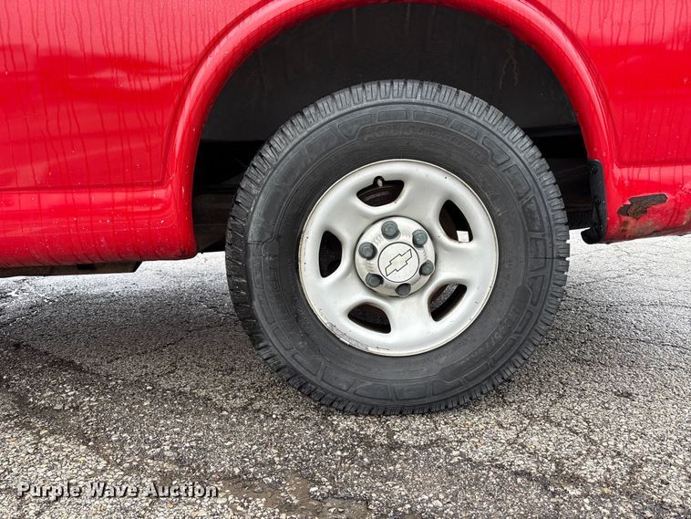 image for item FB3551 2007 Chevrolet Express 1500 van