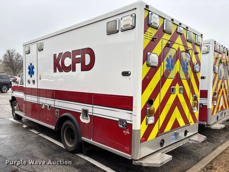 image for item FB3552 2014 Chevrolet Express G4500 ambulance