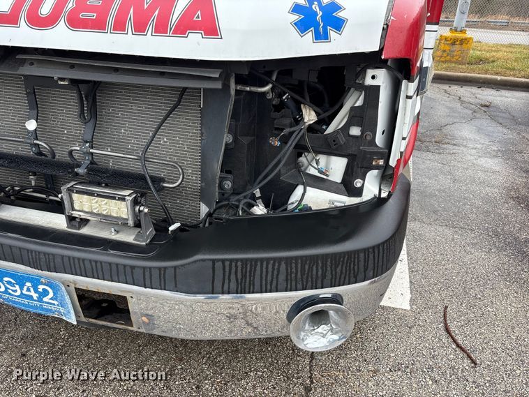image for item FB3552 2014 Chevrolet Express G4500 ambulance