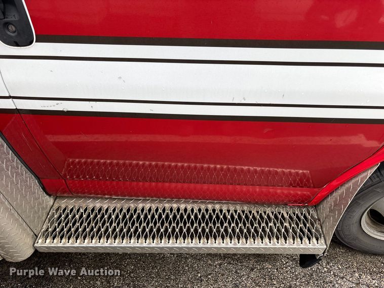 image for item FB3552 2014 Chevrolet Express G4500 ambulance