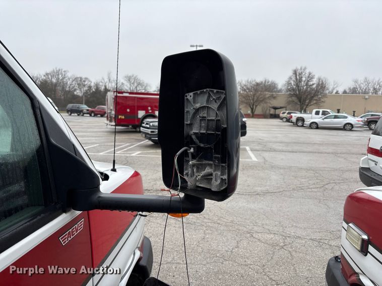 image for item FB3552 2014 Chevrolet Express G4500 ambulance