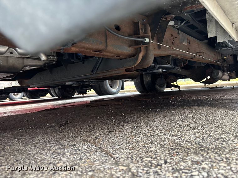 image for item FB3552 2014 Chevrolet Express G4500 ambulance