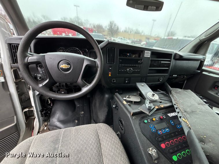 image for item FB3552 2014 Chevrolet Express G4500 ambulance