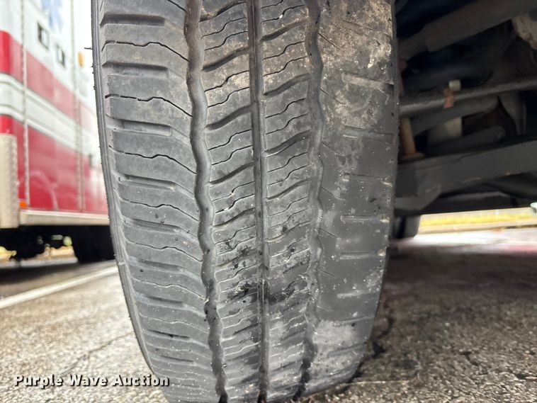 image for item FB3552 2014 Chevrolet Express G4500 ambulance