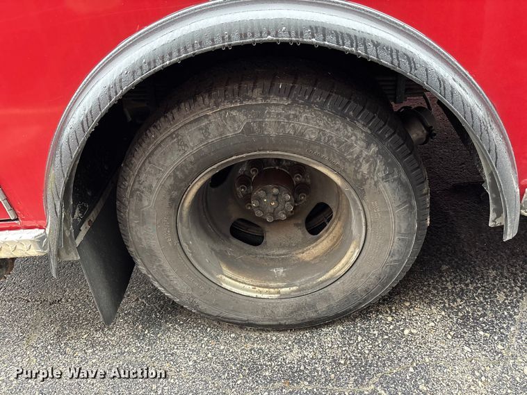 image for item FB3552 2014 Chevrolet Express G4500 ambulance