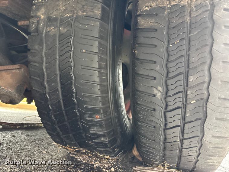 image for item FB3552 2014 Chevrolet Express G4500 ambulance