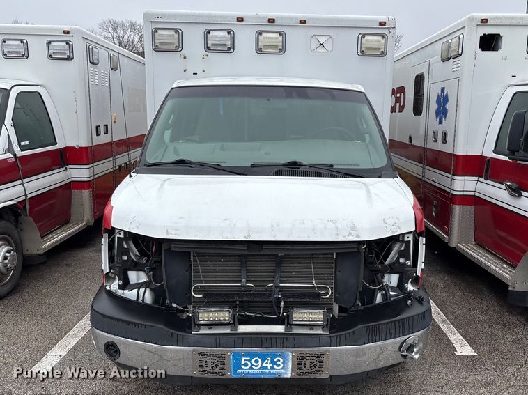 image for item FB3553 2016 Chevrolet Express G4500 ambulance