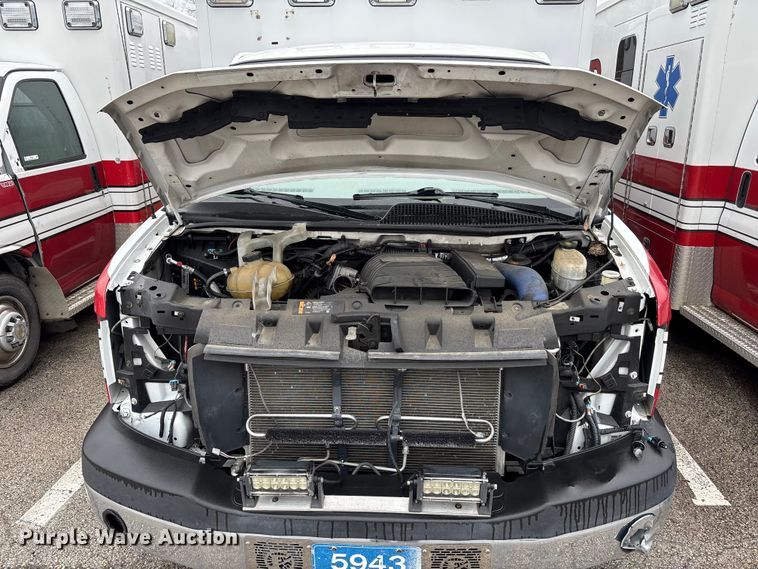 image for item FB3553 2016 Chevrolet Express G4500 ambulance