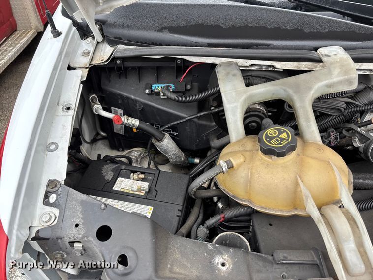 image for item FB3553 2016 Chevrolet Express G4500 ambulance