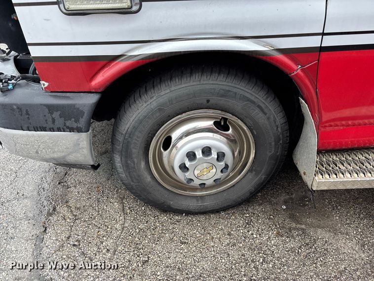 image for item FB3553 2016 Chevrolet Express G4500 ambulance