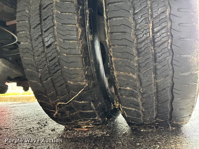 image for item FB3553 2016 Chevrolet Express G4500 ambulance