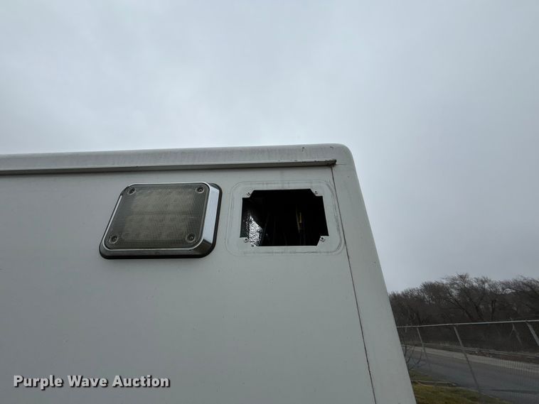 image for item FB3554 2016 Chevrolet Express G4500 ambulance