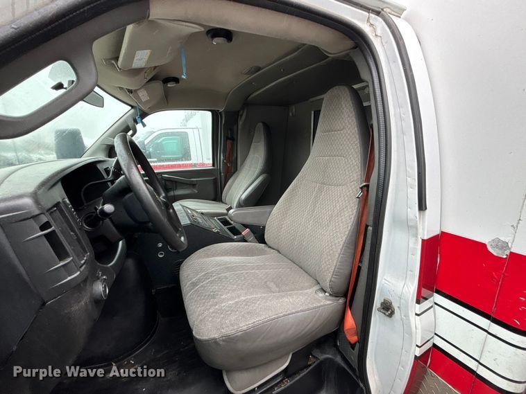 image for item FB3554 2016 Chevrolet Express G4500 ambulance