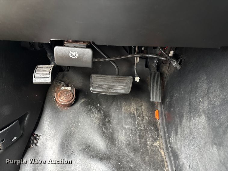 image for item FB3554 2016 Chevrolet Express G4500 ambulance