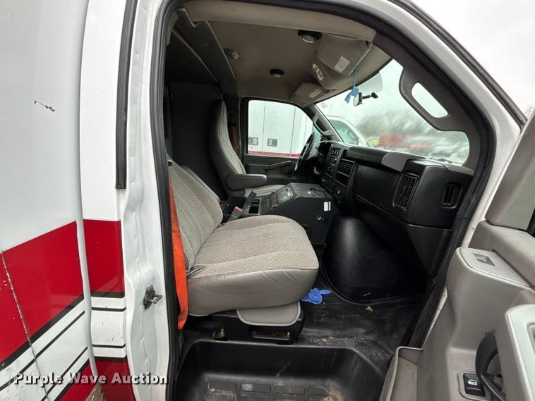 image for item FB3554 2016 Chevrolet Express G4500 ambulance