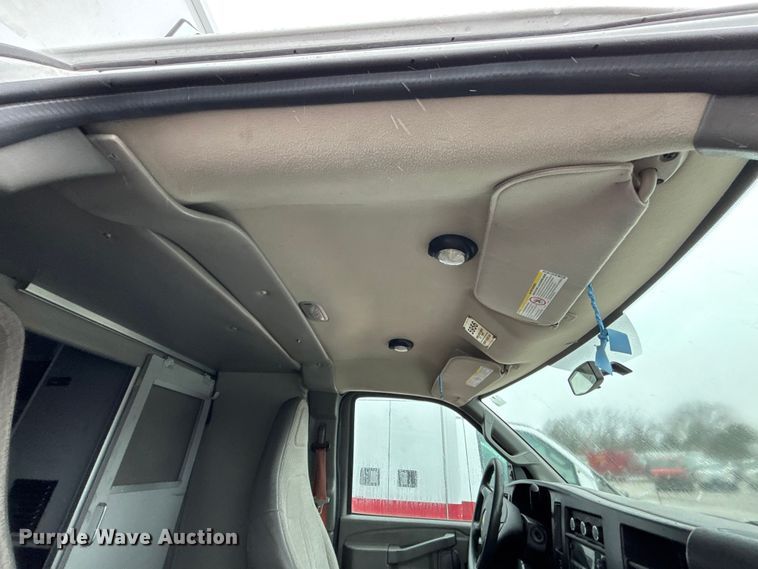 image for item FB3554 2016 Chevrolet Express G4500 ambulance