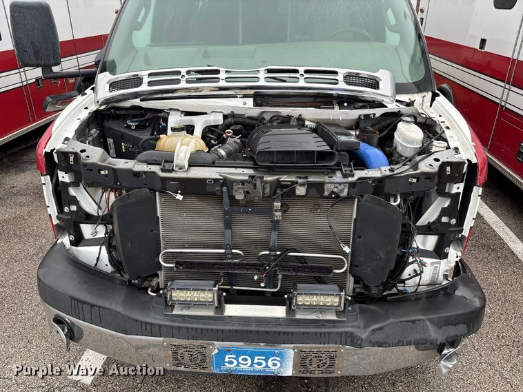 image for item FB3554 2016 Chevrolet Express G4500 ambulance