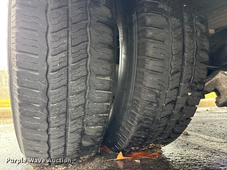 image for item FB3554 2016 Chevrolet Express G4500 ambulance