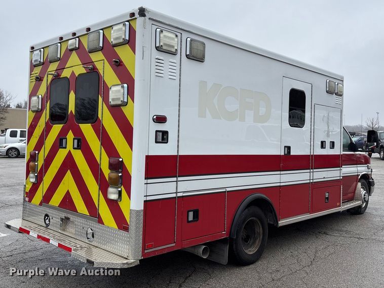 image for item FB3555 2016 Chevrolet Express G4500 ambulance