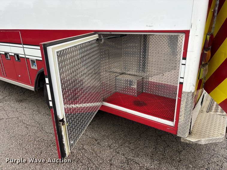 image for item FB3555 2016 Chevrolet Express G4500 ambulance