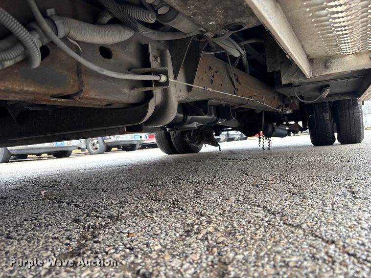 image for item FB3555 2016 Chevrolet Express G4500 ambulance