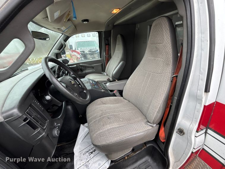 image for item FB3555 2016 Chevrolet Express G4500 ambulance