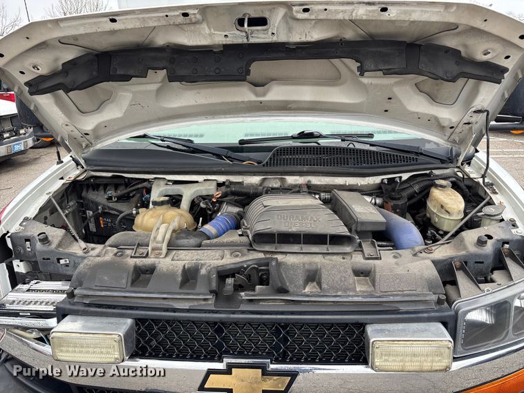 image for item FB3555 2016 Chevrolet Express G4500 ambulance