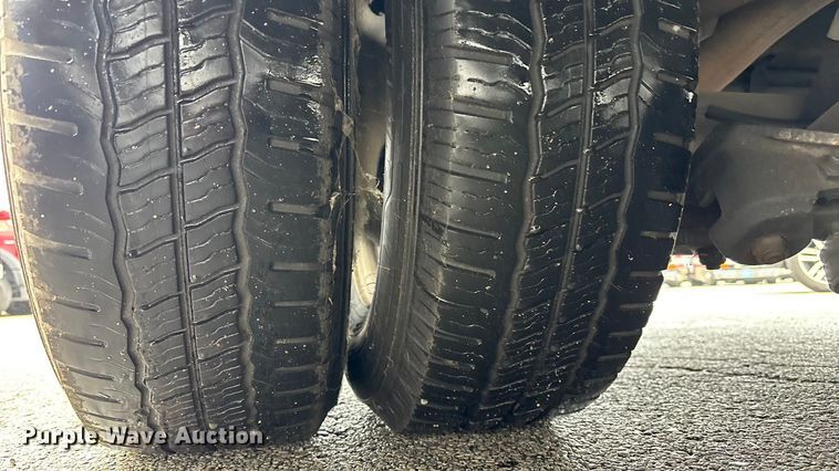 image for item FB3555 2016 Chevrolet Express G4500 ambulance