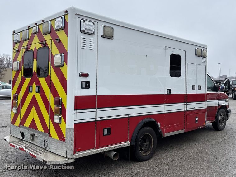 image for item FB3556 2016 Chevrolet Express G4500 ambulance