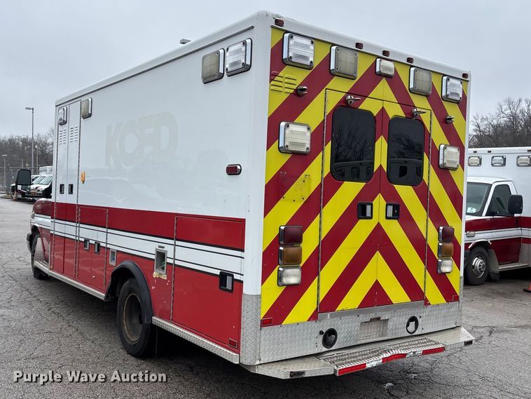 image for item FB3556 2016 Chevrolet Express G4500 ambulance