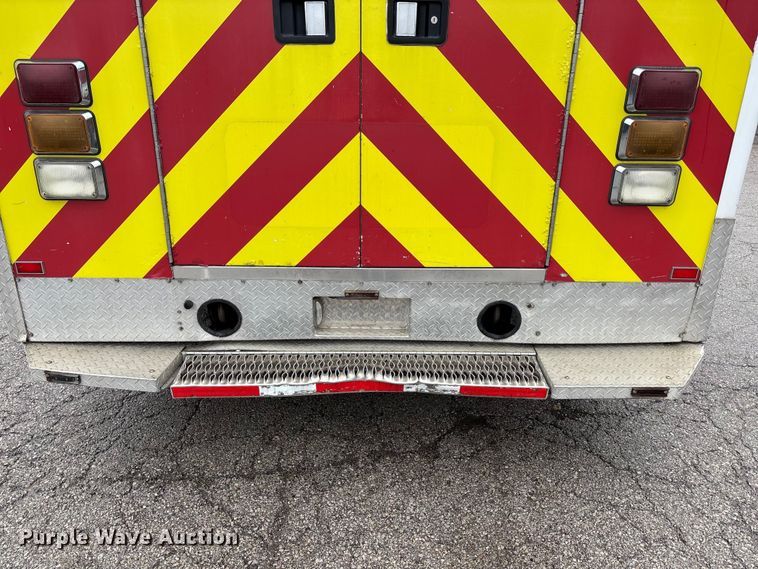 image for item FB3556 2016 Chevrolet Express G4500 ambulance