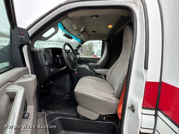 image for item FB3556 2016 Chevrolet Express G4500 ambulance