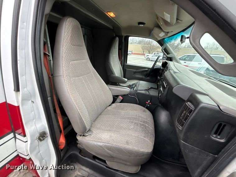 image for item FB3556 2016 Chevrolet Express G4500 ambulance